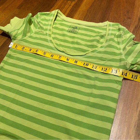 Y2K athletic striped T-shirt, size small. Cotton and Lyrcra. Scoop neck. - Picture 3 of 6